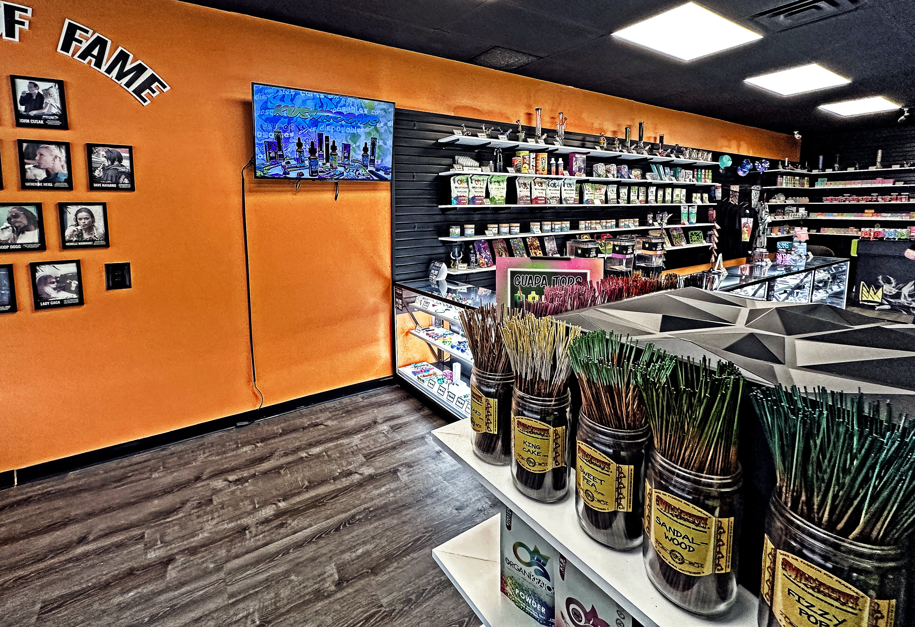 Kings of Vapor and Smoke - Brunswick, OH - 3305 Center Road Kings of Vapor and Smoke - Brunswick, OH - 3305 Center Road