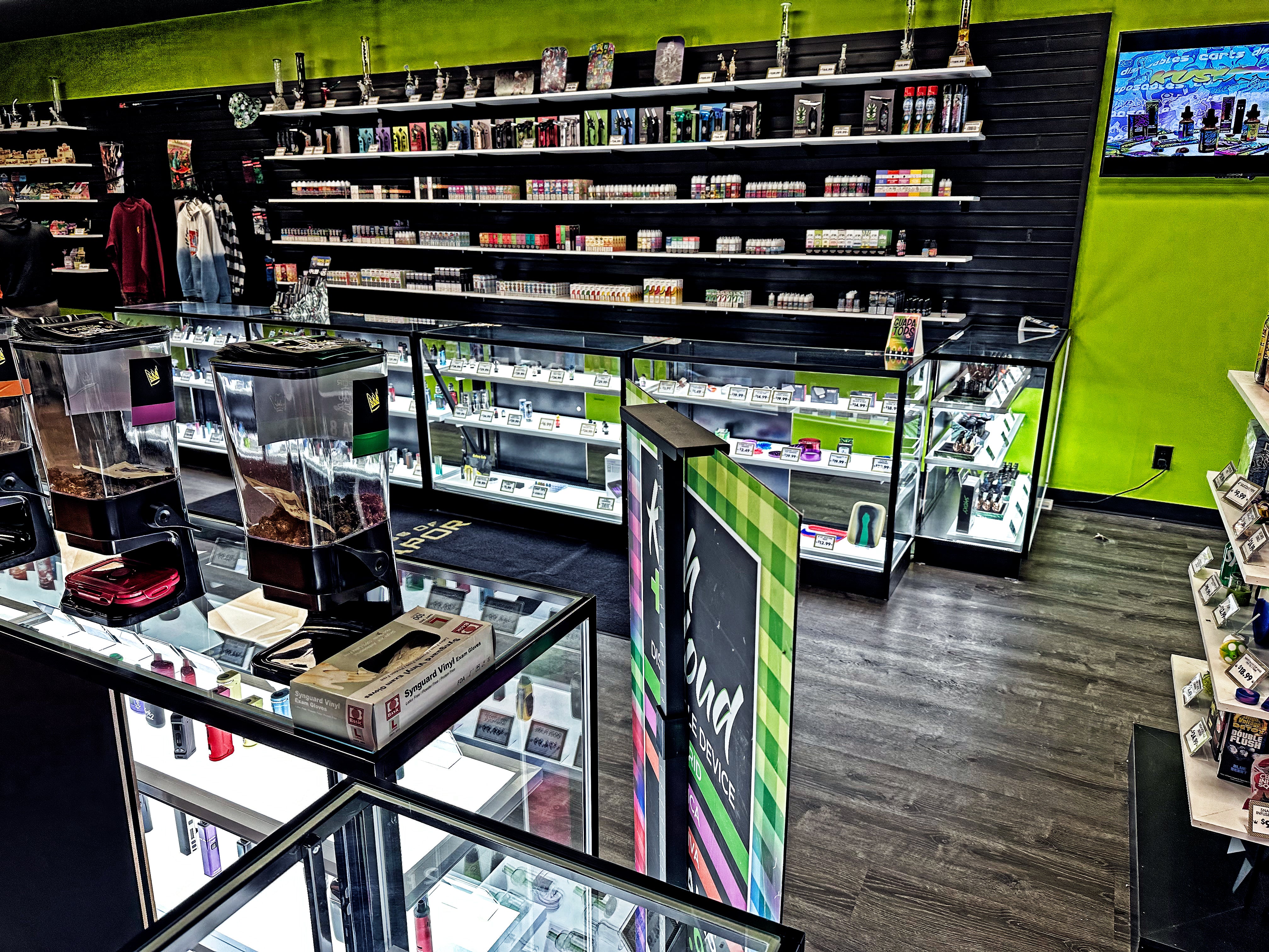 Kings of Vapor and Smoke - Brunswick, OH - 3305 Center Road Kings of Vapor and Smoke - Brunswick, OH - 3305 Center Road
